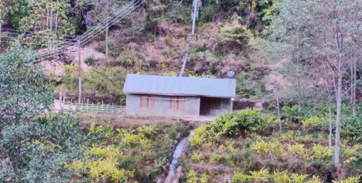 ऋणले थलिँदै खोटाङका लघु जलविद्युत्  आयोजना